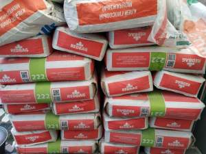 Клей для приклеивания и армирования пенополистирола и минеральной ваты 25 кг Клей для приклеивания и армирования пенополистирола и минеральной ваты 25 кг